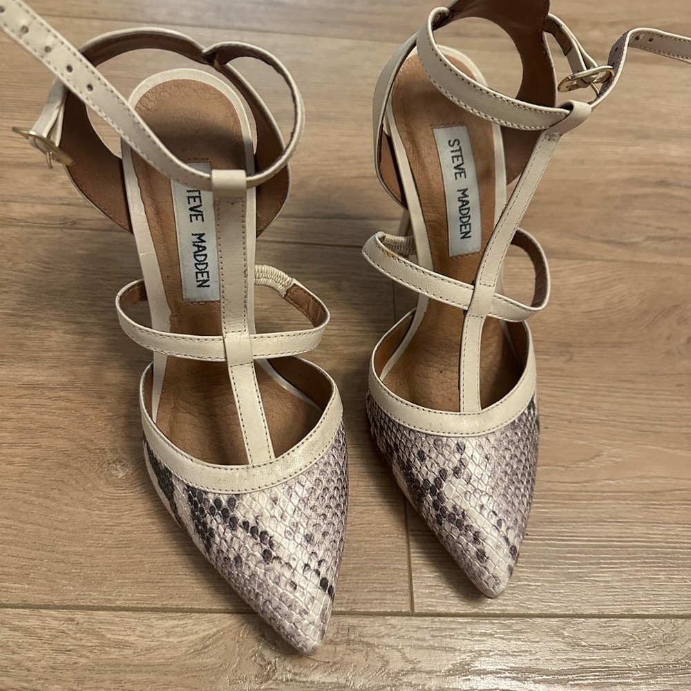 Steve Madden Cream and Brown Elegant Heels